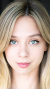 Анна Лори