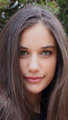Элла Блю Траволта