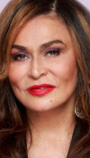 Тина Ноулз